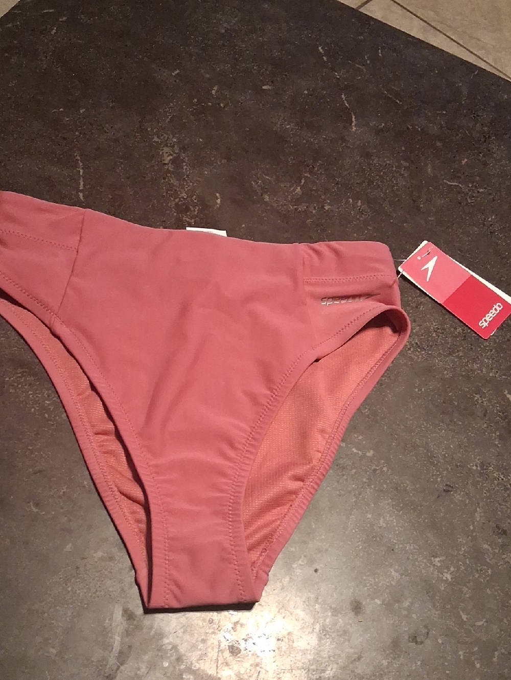 Spectacular BNWT high Leg Speedo Xs